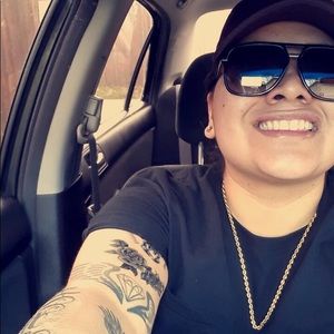 Meet your Posher, Nadia